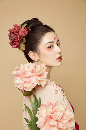 臭小子姨妈腰快断了视频播放