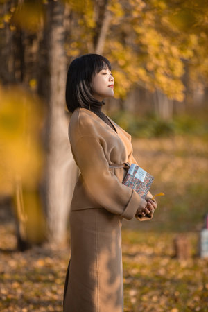 男狐狸精被哄着吃掉的小说免费阅读